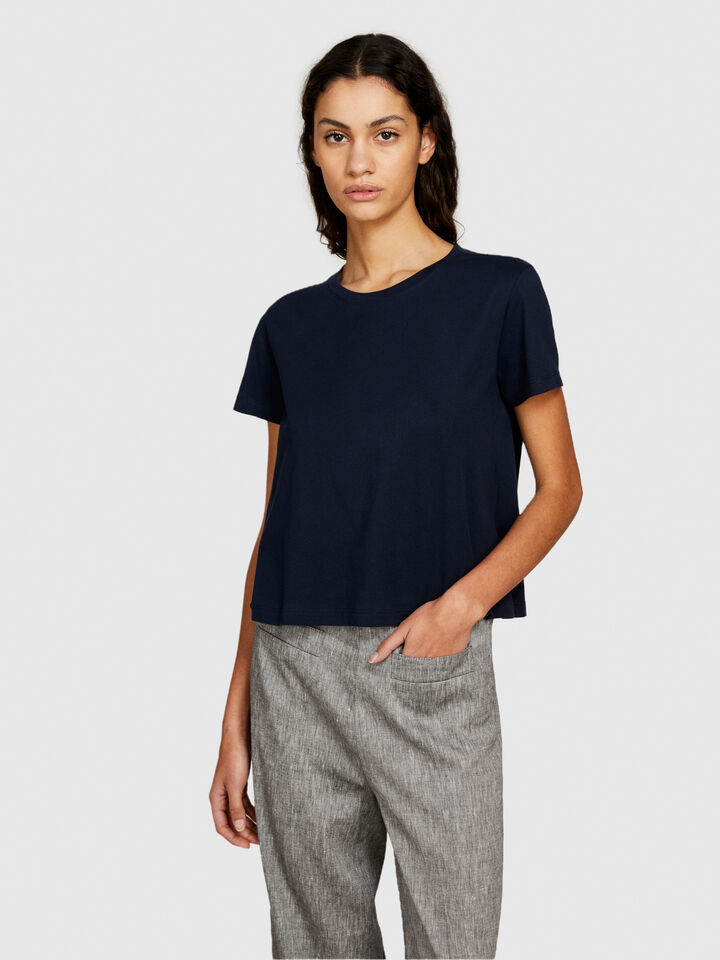 Boxy fit t-shirt in organic cotton - women's short sleeve t-shirts - Dark Blue | Sisley image number 4